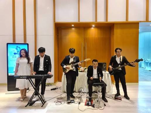 cho thuê ban nhạc sự kiện chuyên nghiệp