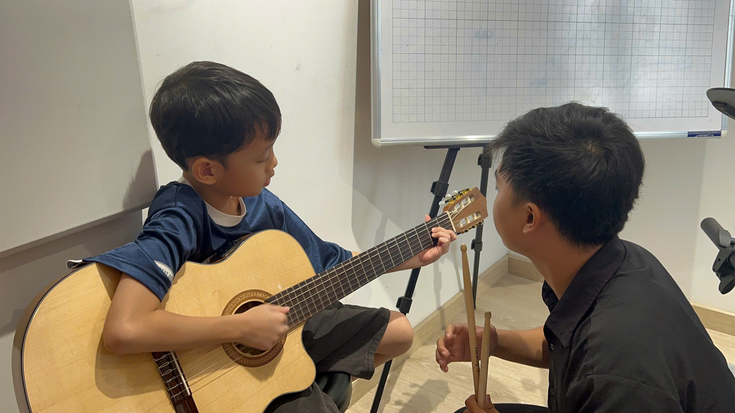Lớp học guitar