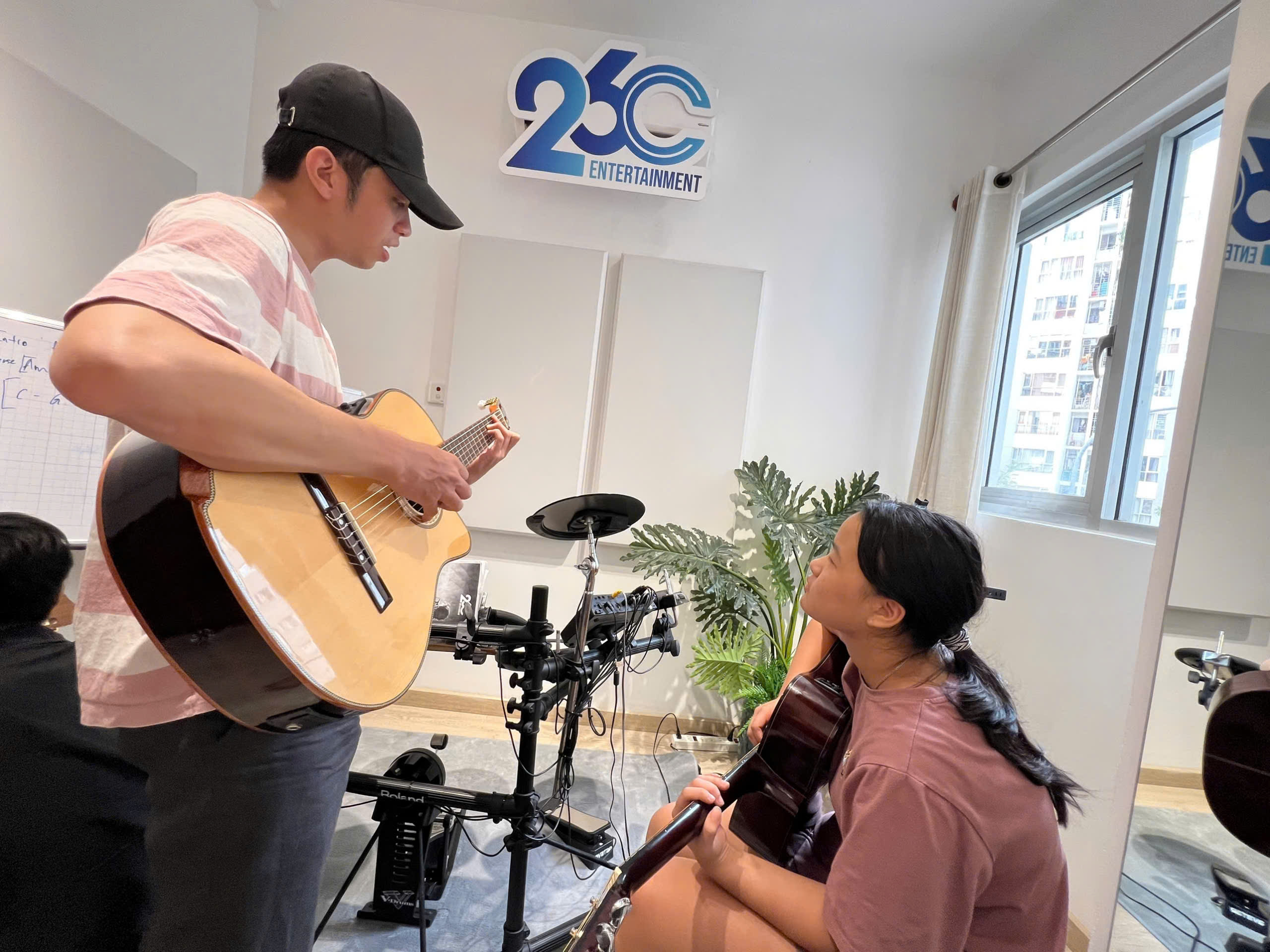 Lớp học guitar