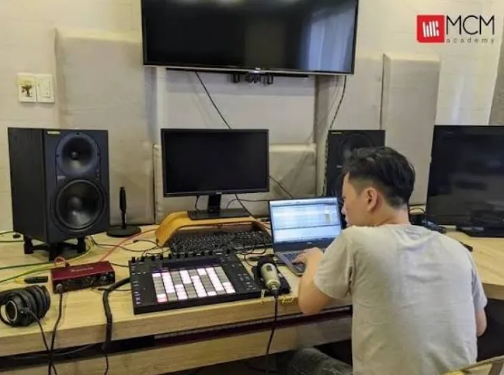 Phòng thu âm chất lượng cao cho ca sĩ