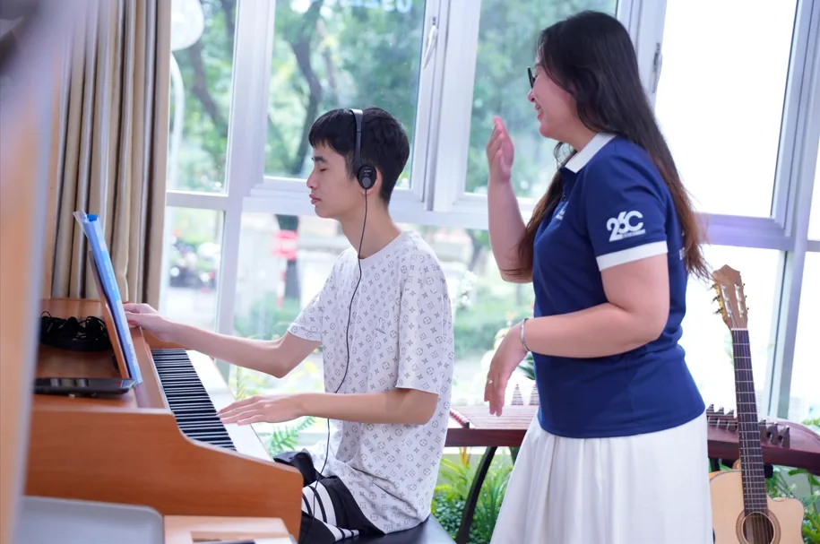 Luyện thi nhạc viện