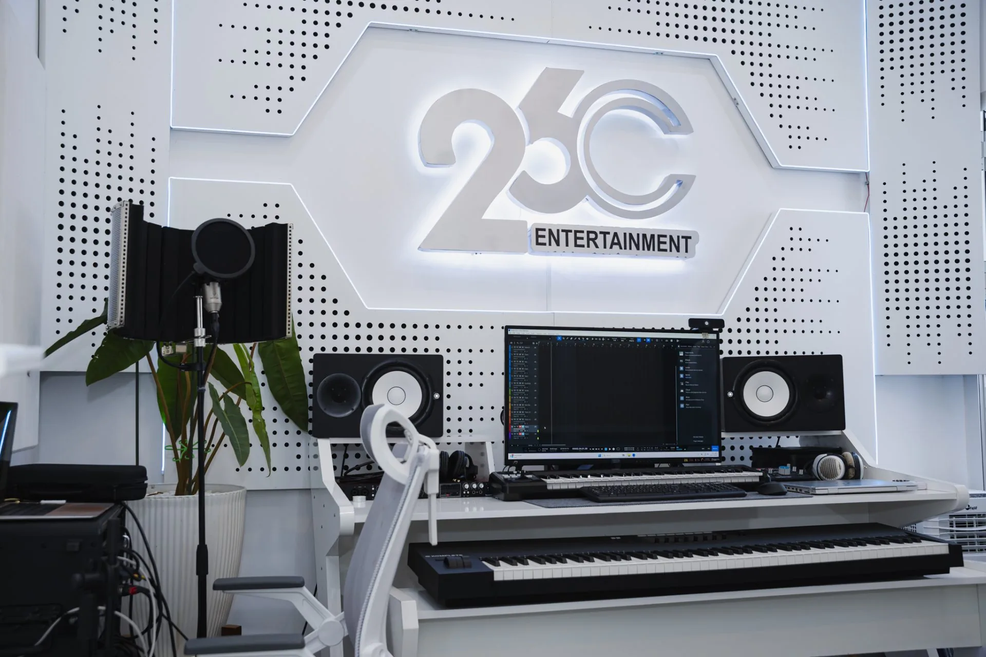 26C GROUP